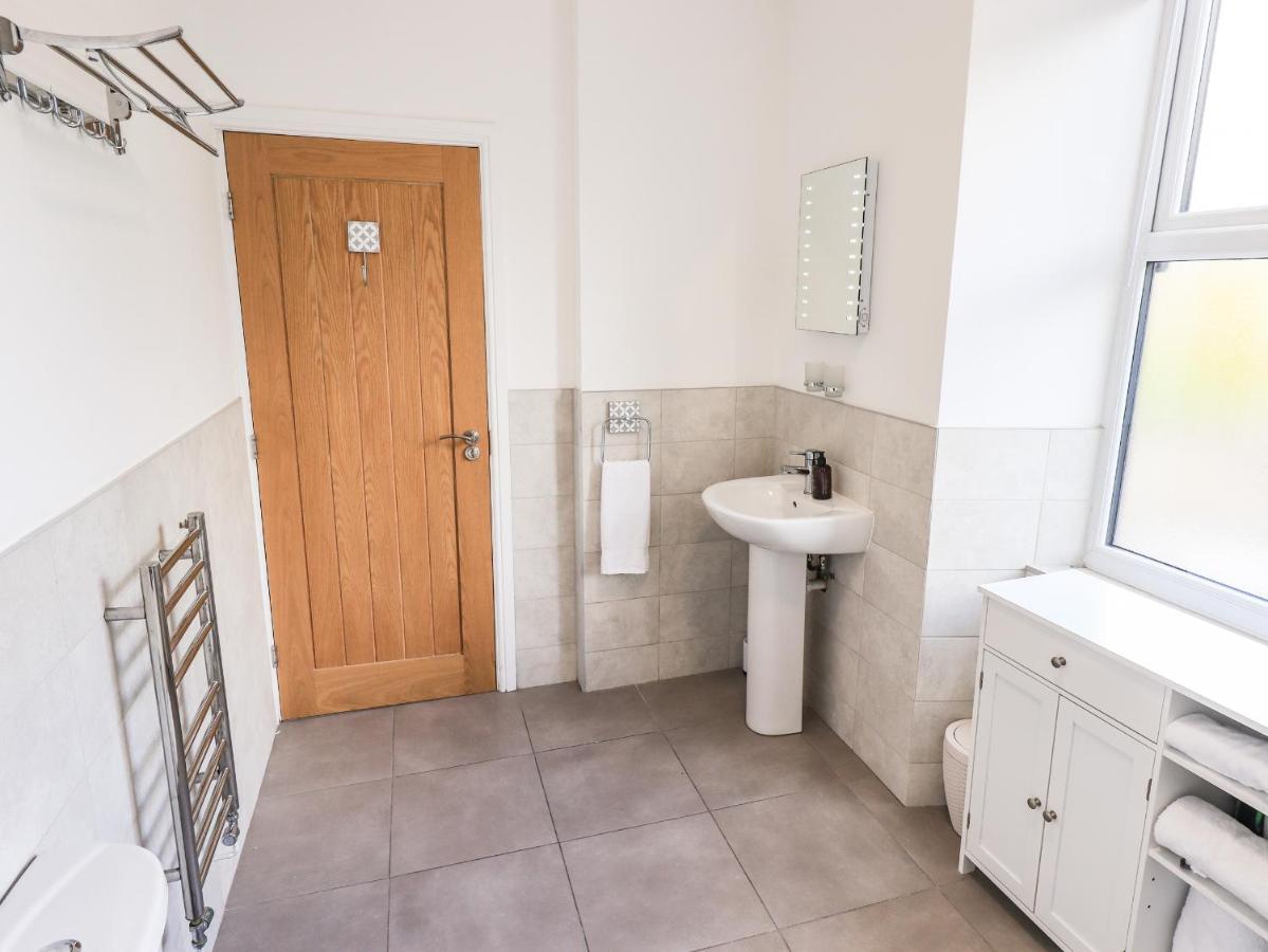 Aryelle House Villa Kendal Dış mekan fotoğraf